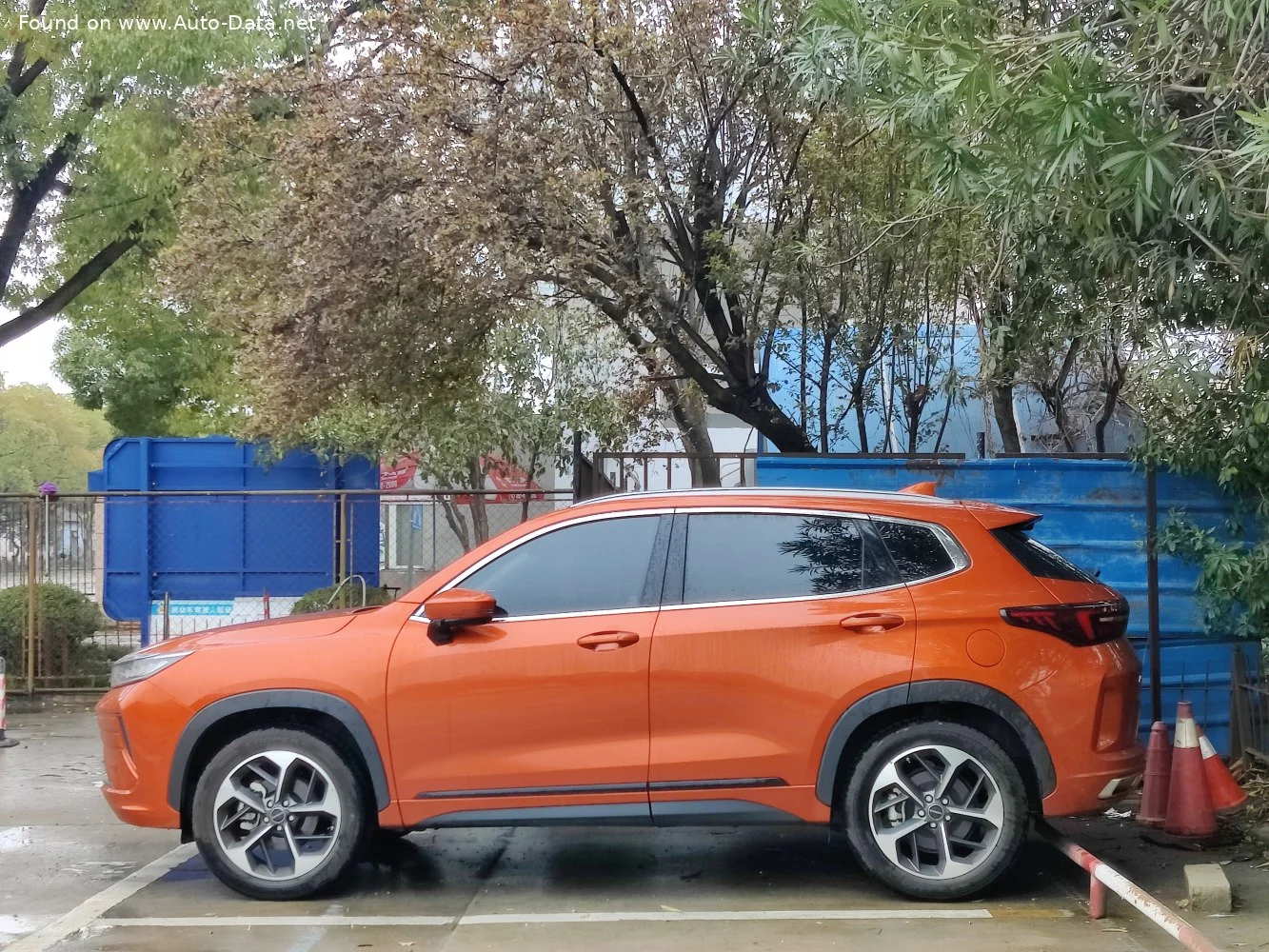 Exeed LX 1.5 TCI (156 Hp) CVT2020 - 2022 thumbnail 2