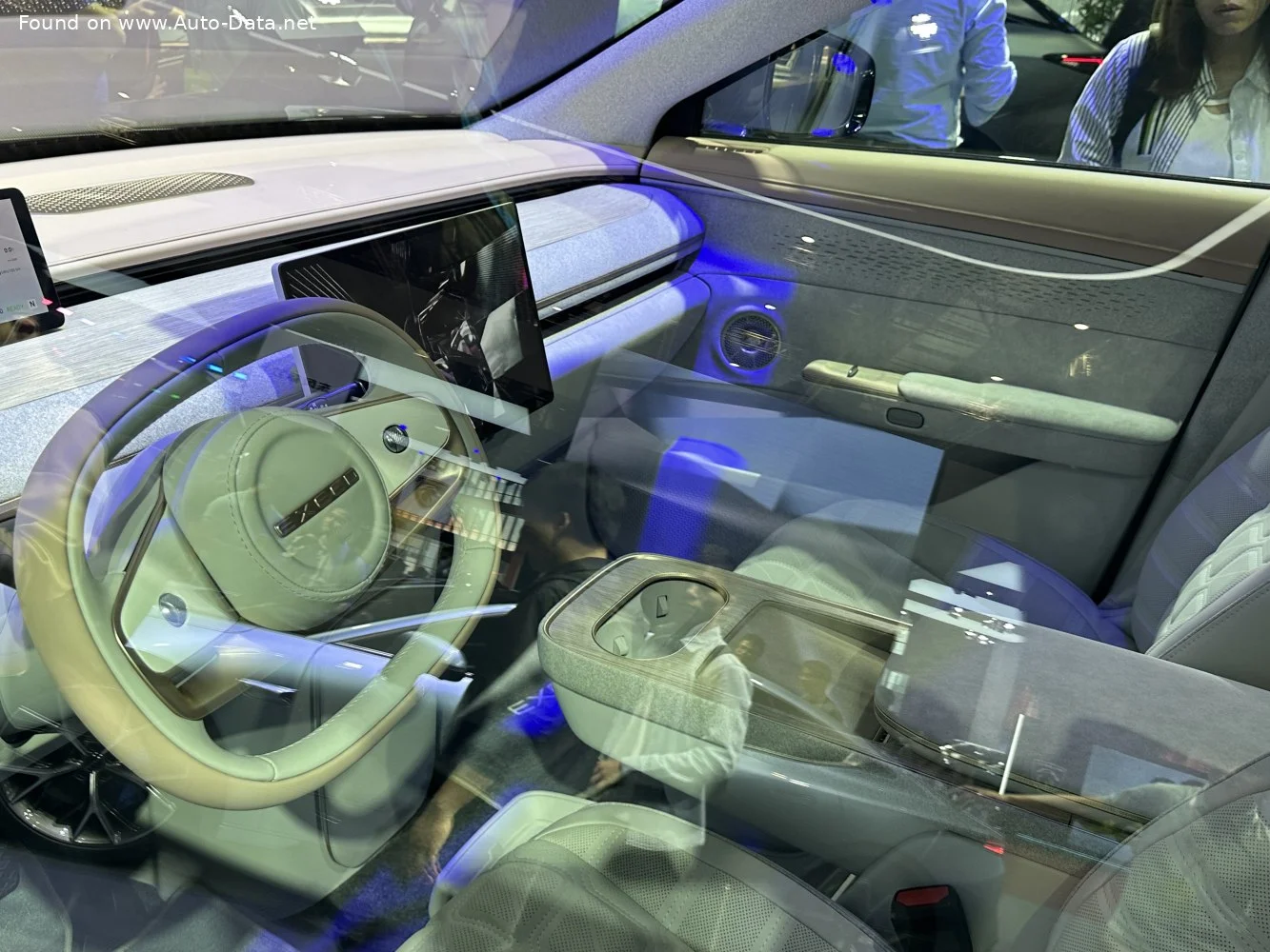 Exeed Sterra ET 100 kWh (313 Hp) Electric2024 - thumbnail 4