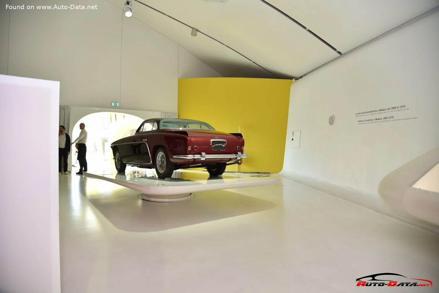 Ferrari 250 GT 3.0 V12 (240 Hp)1957 - 1962 thumbnail 4
