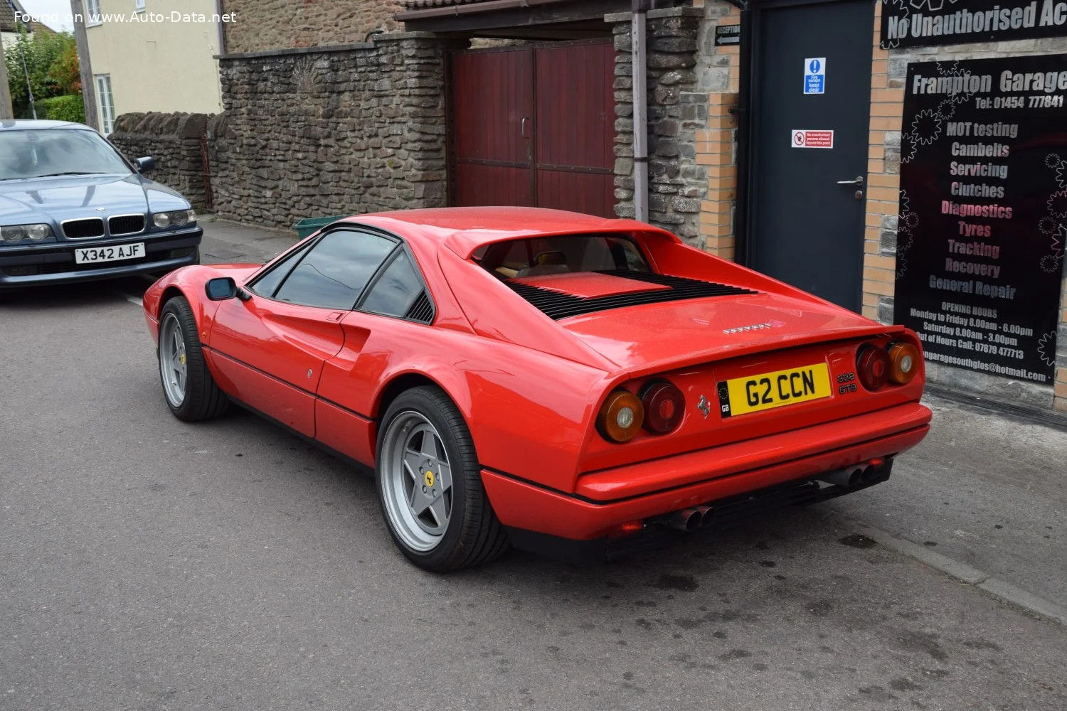 Ferrari 328 3.2 V8 (270 Hp)1985 - 1989 thumbnail 3