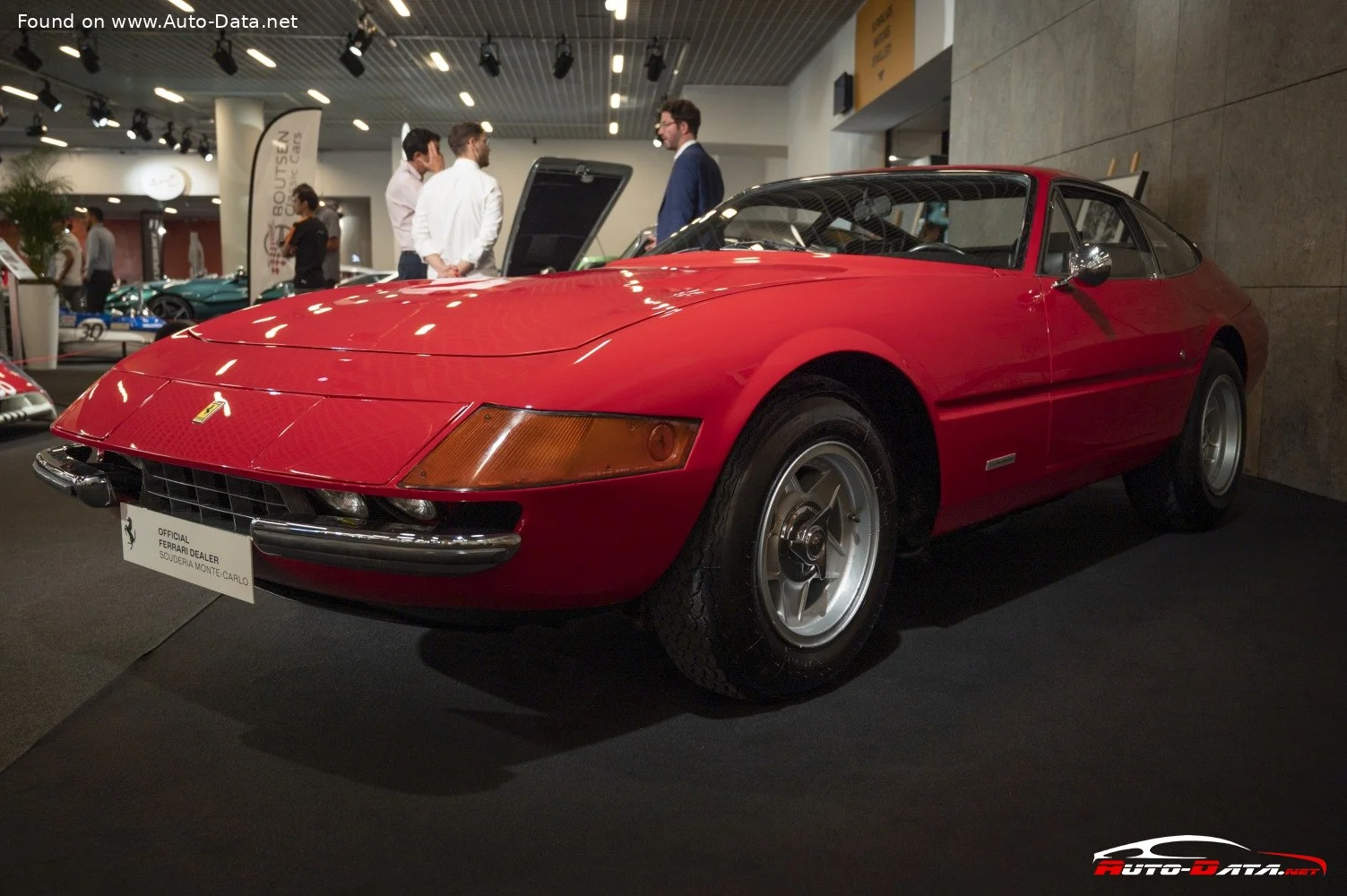Ferrari 365 4.4 V12 (352 Hp)1969 - 1973 - 1