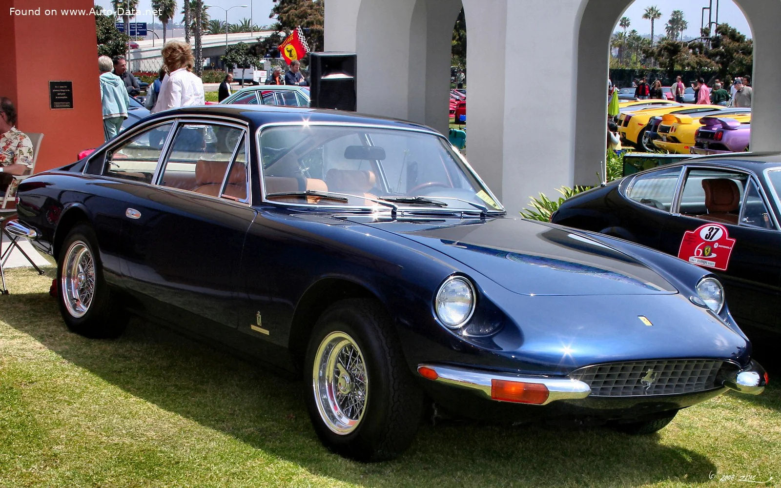 Ferrari 365 4.4 V12 (320 Hp)1967 - 1971 thumbnail 3