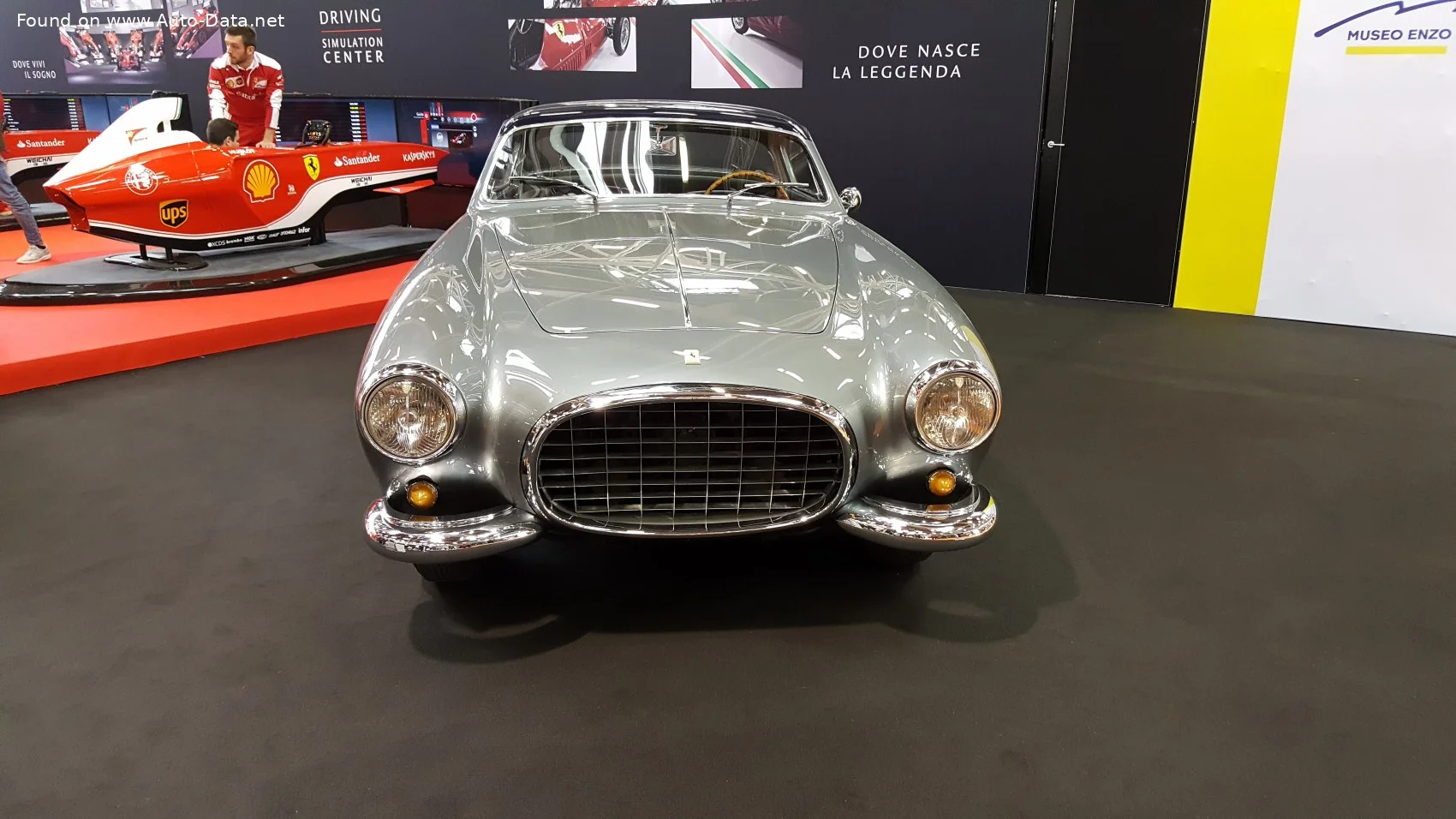 Ferrari 375 4.5 V12 (300 Hp)1953 - 1954 thumbnail 2