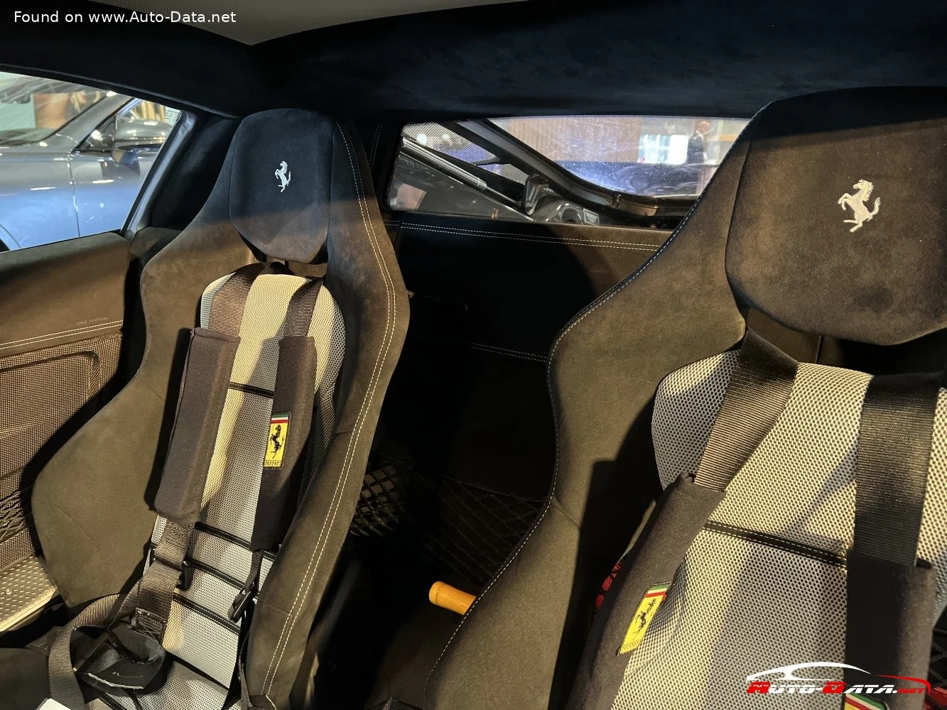 Ferrari 458 4.5 V8 (605 Hp)2013 - 2016 thumbnail 7