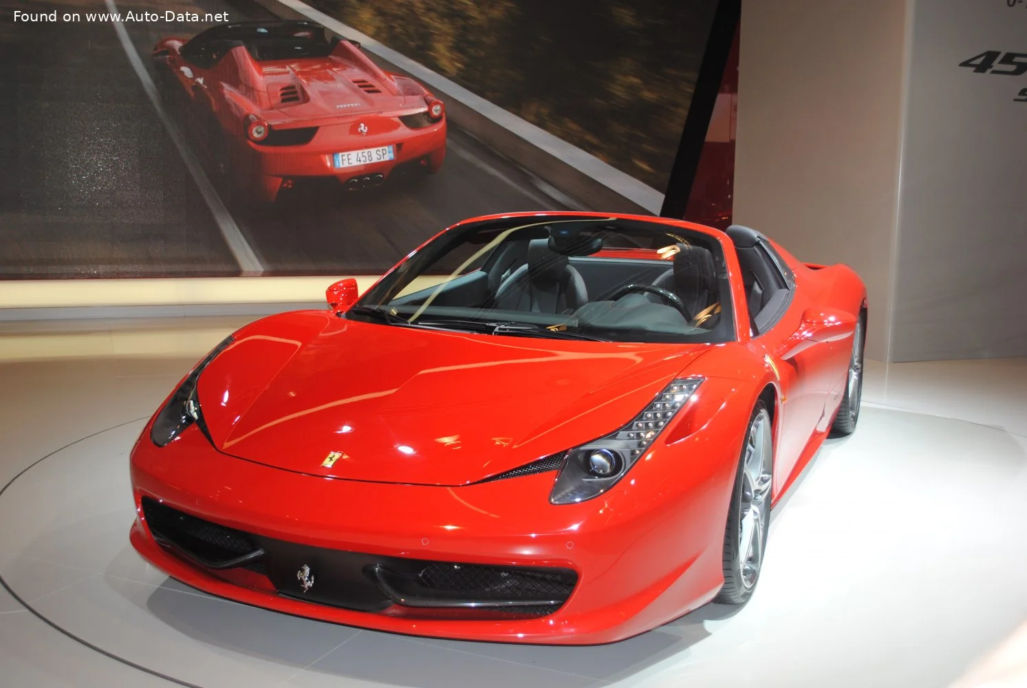 Ferrari 458 4.5 V8 (570 Hp)2011 - 2015 thumbnail 2