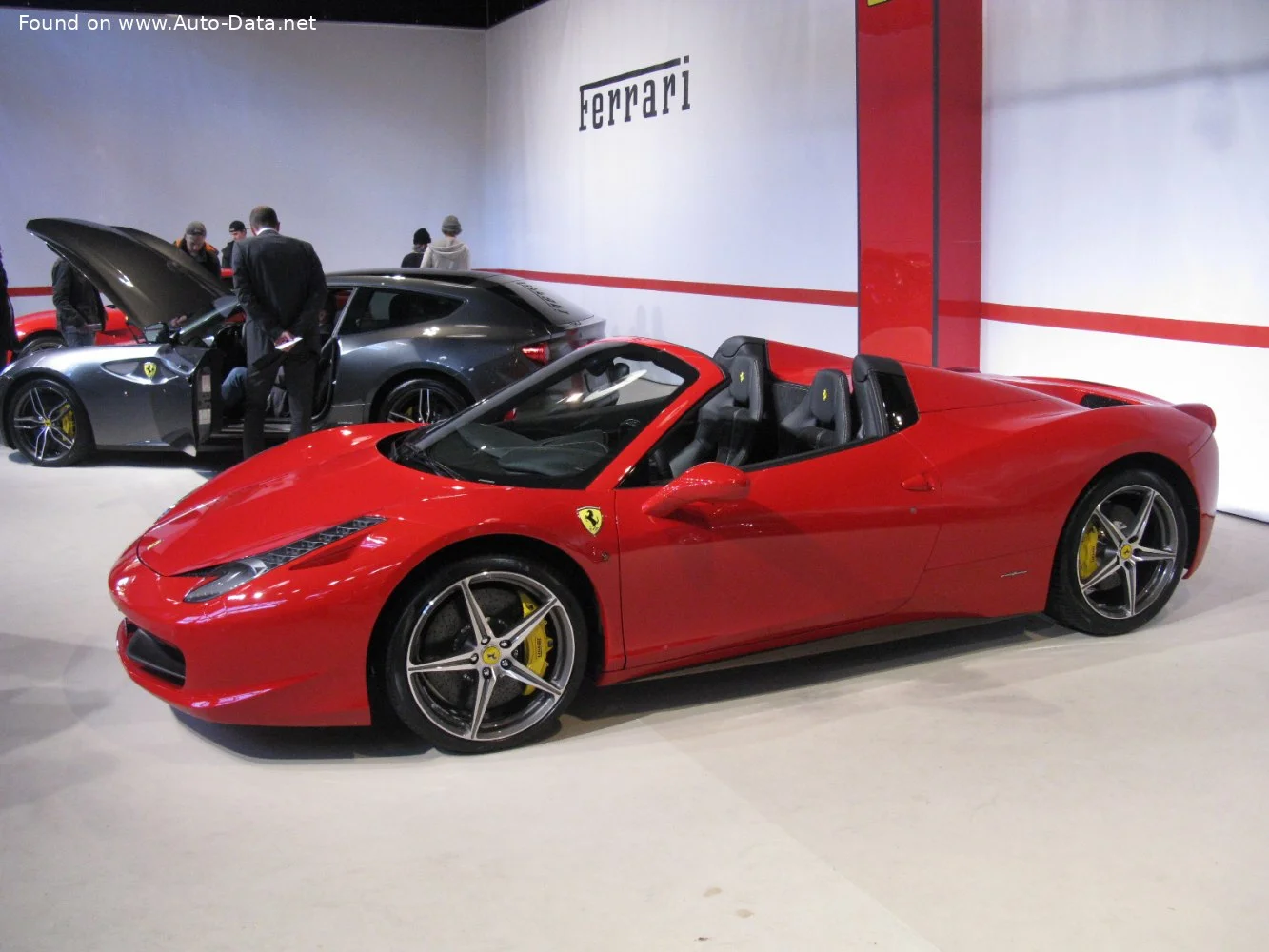 Ferrari 458 4.5 V8 (570 Hp)2011 - 2015 thumbnail 4