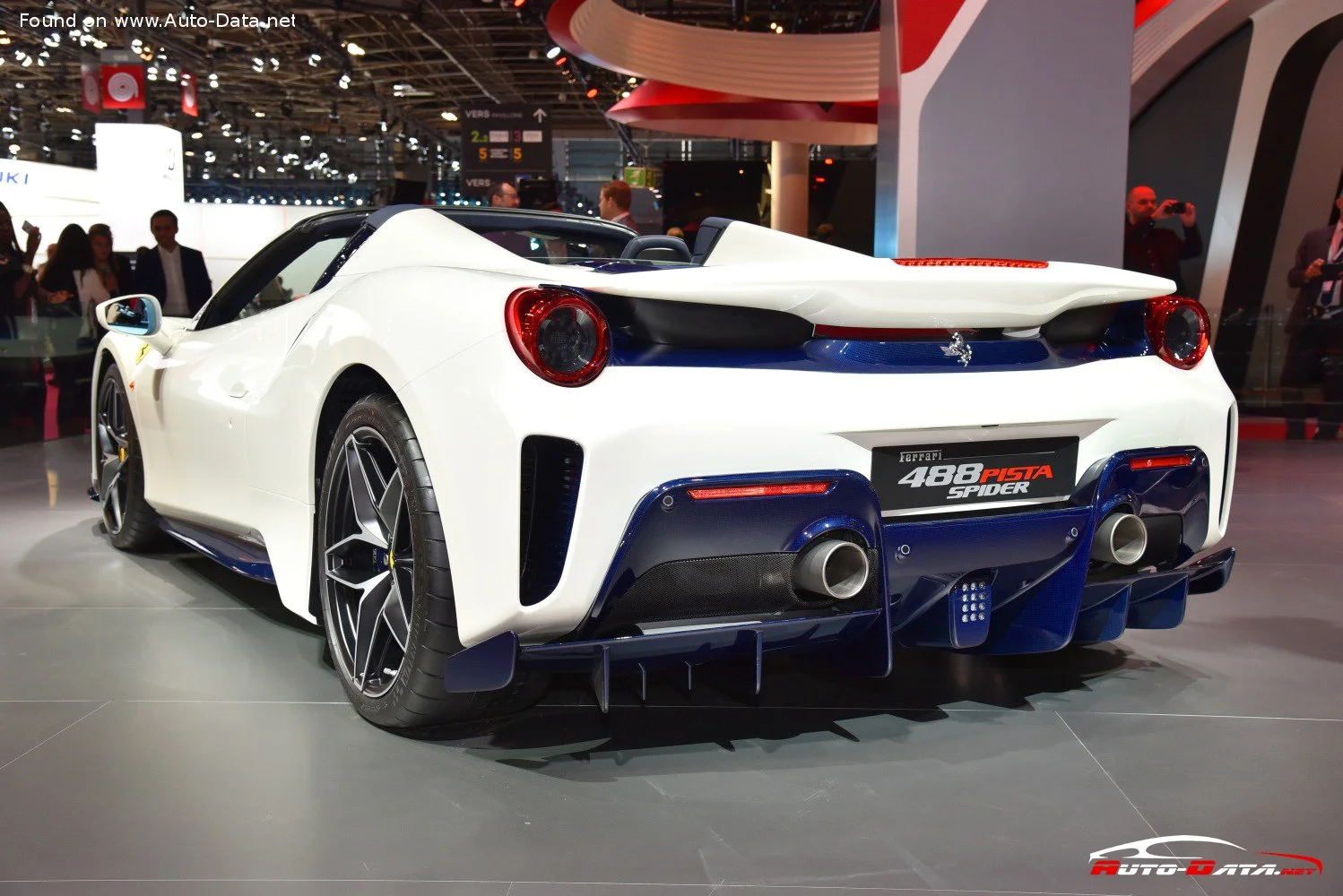 Ferrari 488 3.9 V8 (720 Hp) DCT2018 - 2019 thumbnail 2