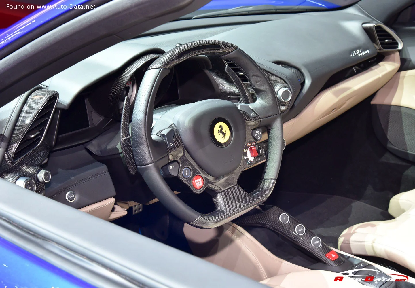 Ferrari 488 3.9 V8 (670 Hp) DCT2015 - 2019 thumbnail 9