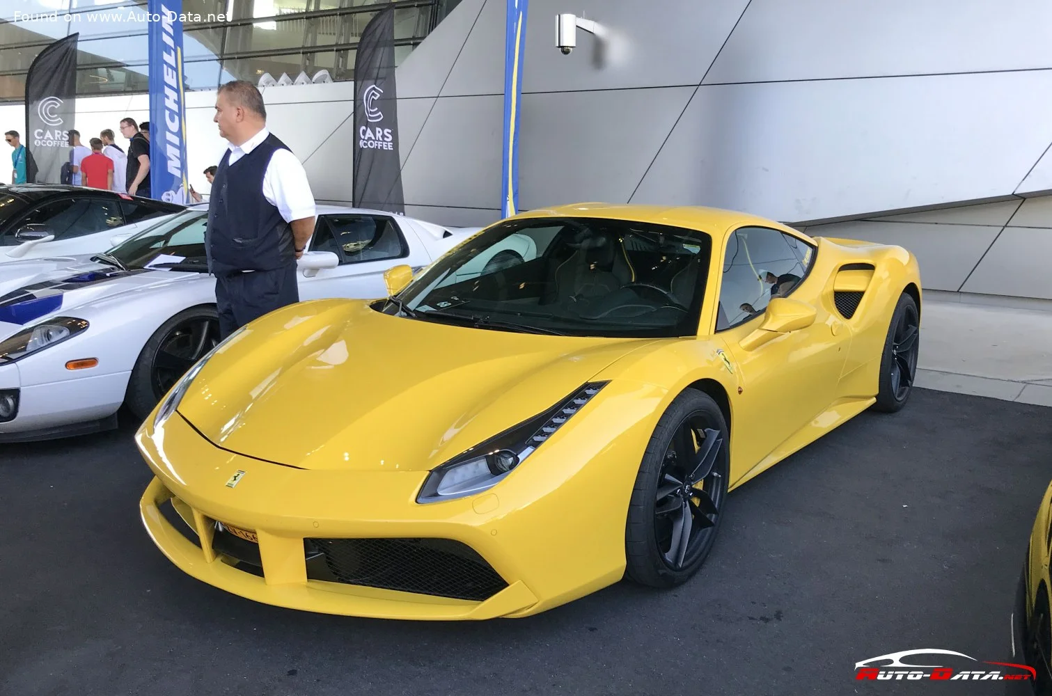 Ferrari 488 3.9 V8 (670 Hp) DCT2015 - 2019 thumbnail 17