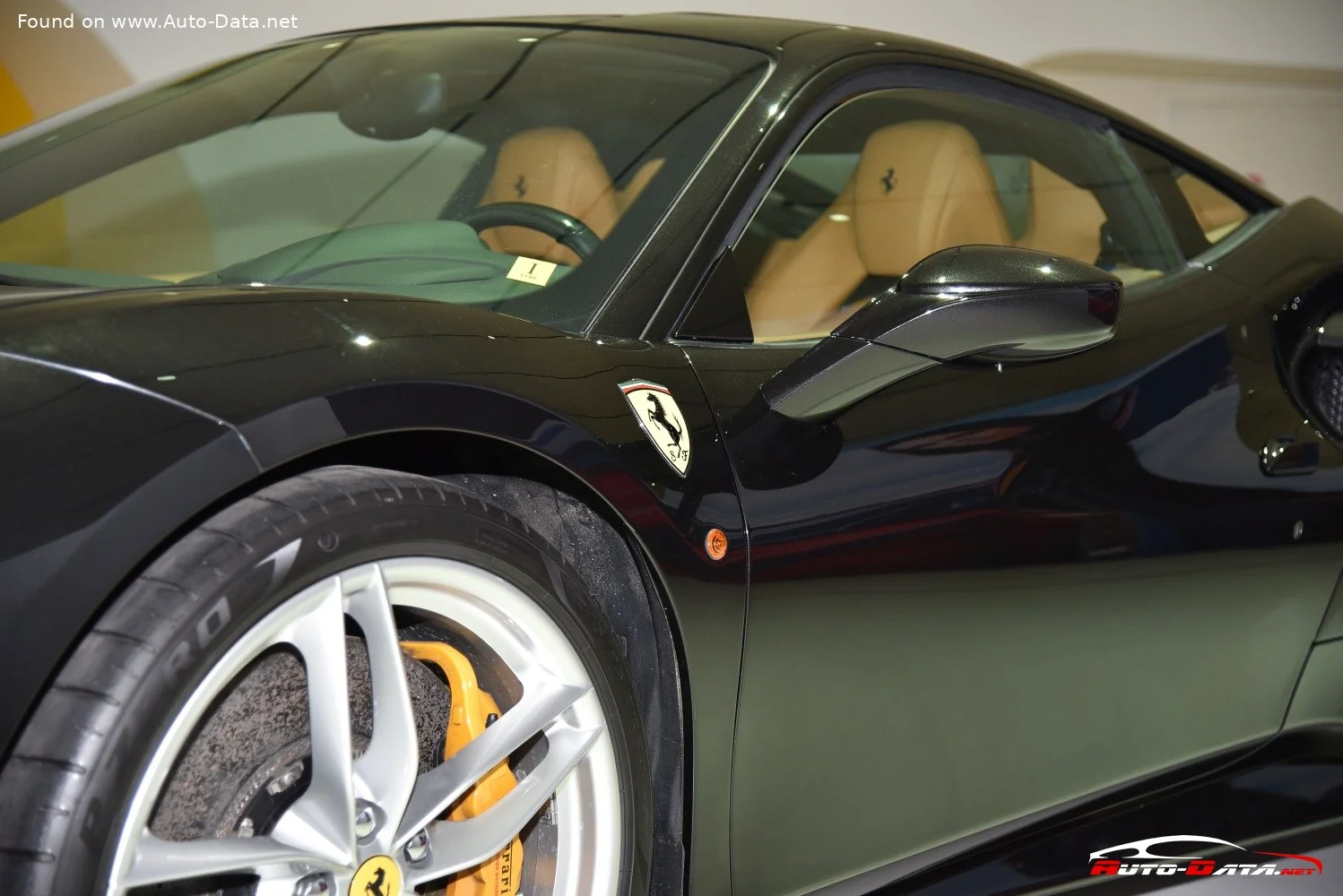 Ferrari 488 3.9 V8 (670 Hp) DCT2015 - 2019 thumbnail 6