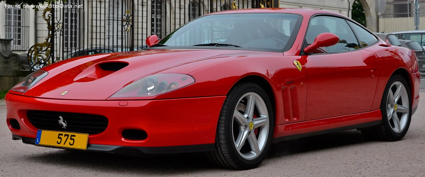 Ferrari 575M Maranello 575 (515 Hp)2002 - 2006 thumbnail 2