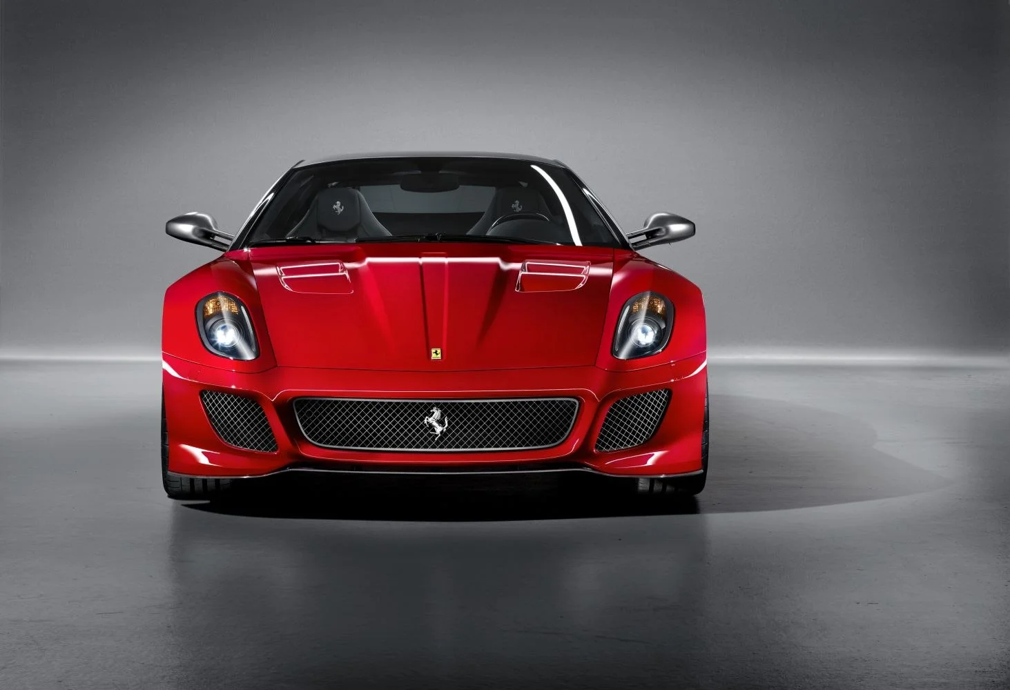Ferrari 599 6.0 V12 (670 Hp) F12010 - 2012 thumbnail 2