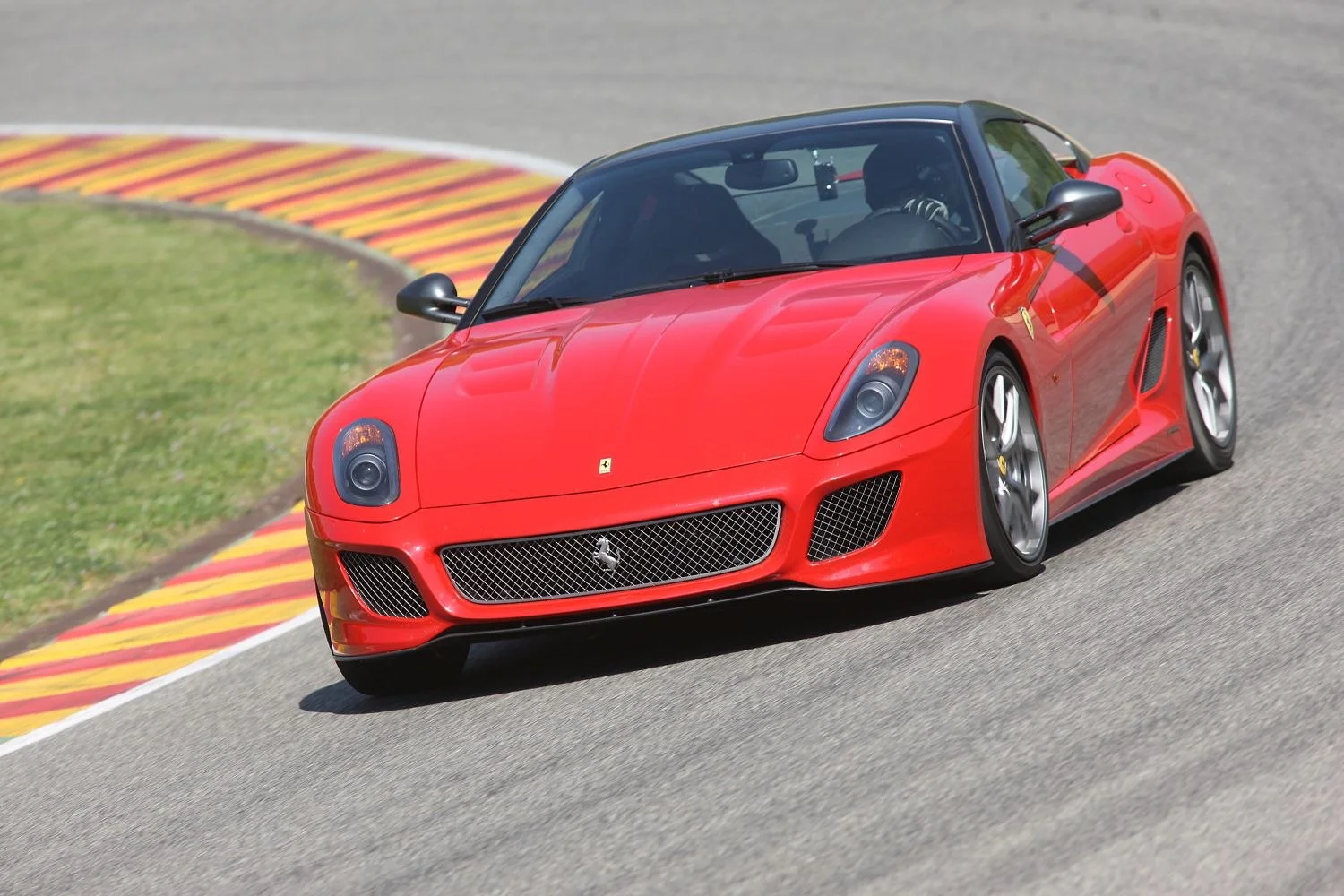 Ferrari 599 6.0 V12 (670 Hp) F12010 - 2012 thumbnail 9