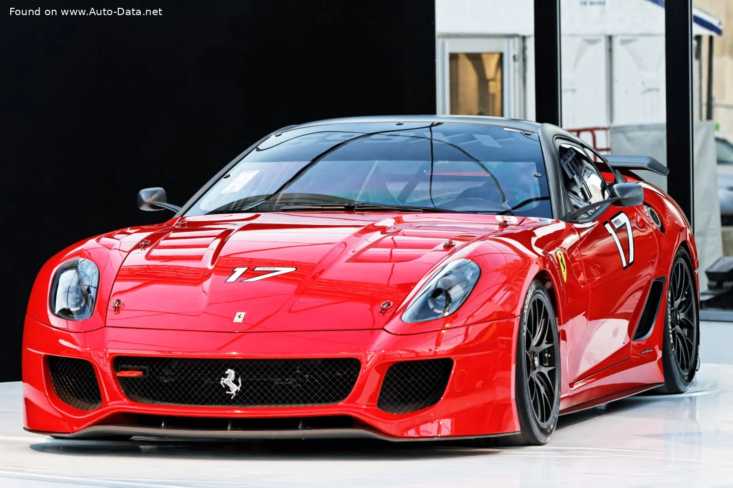 Ferrari 599 6.0 V12 (730 Hp)2009 - 2012 - 1