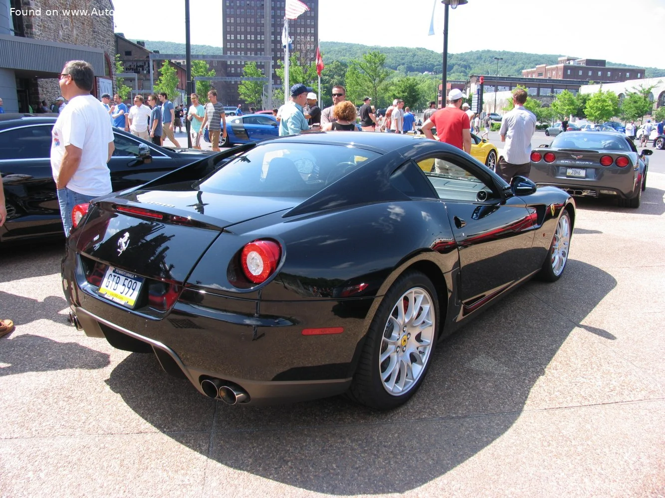 Ferrari 599 6.0 V12 (620 Hp)2006 - 2012 thumbnail 16