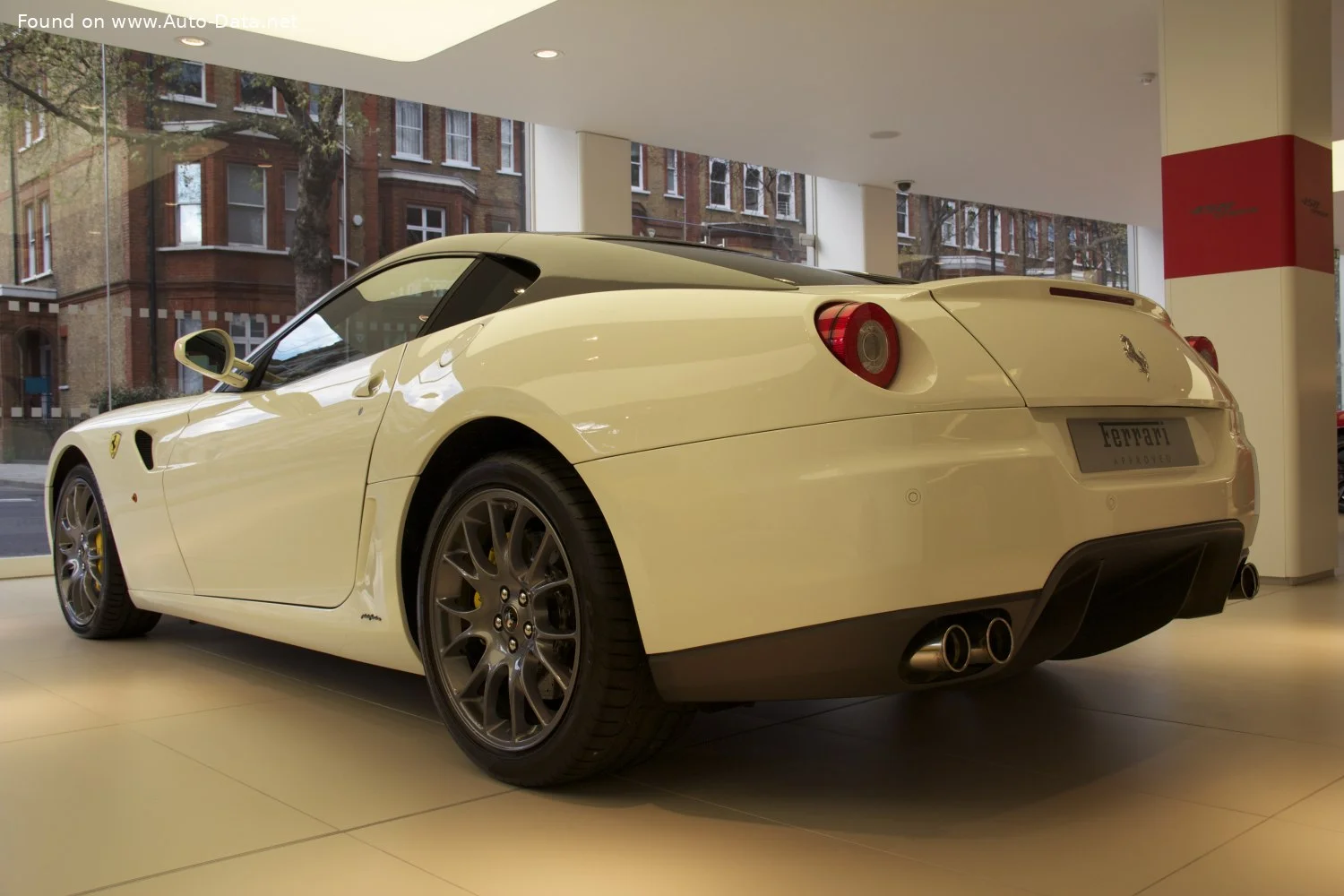 Ferrari 599 6.0 V12 (620 Hp)2006 - 2012 thumbnail 7