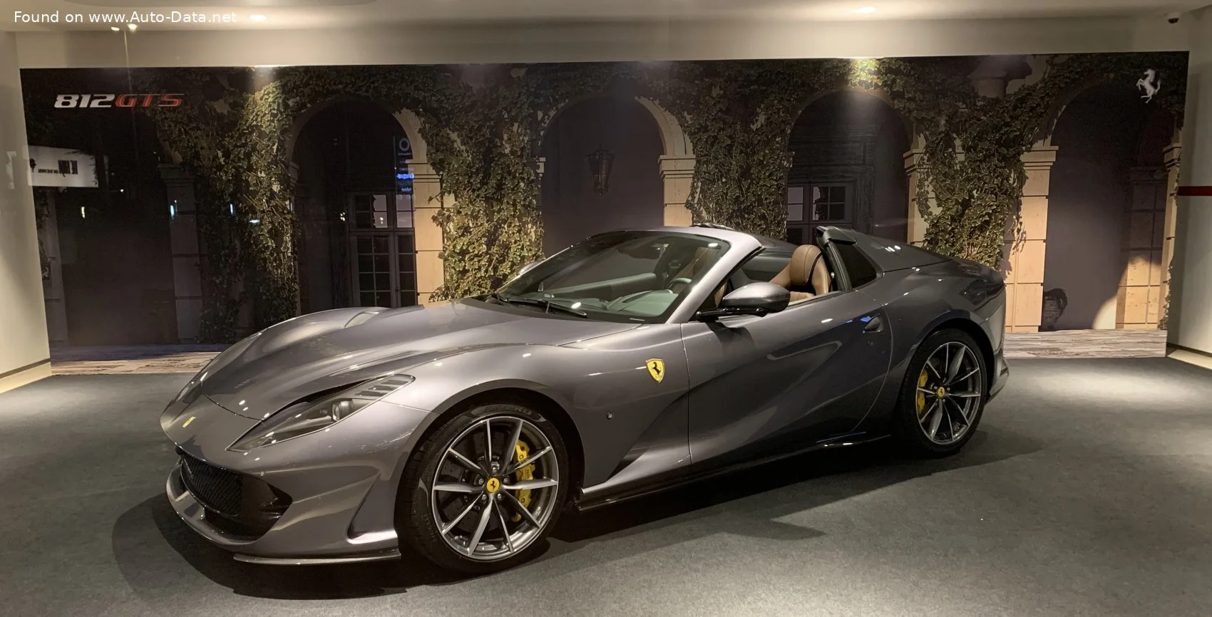 Ferrari 812 6.5 V12 (800 Hp) DCT2019 - thumbnail 8
