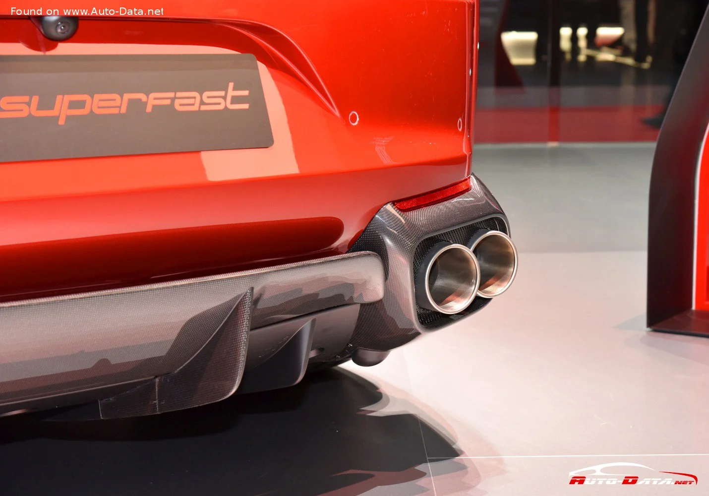 Ferrari 812 6.5 V12 (800 Hp) DCT2017 - thumbnail 15