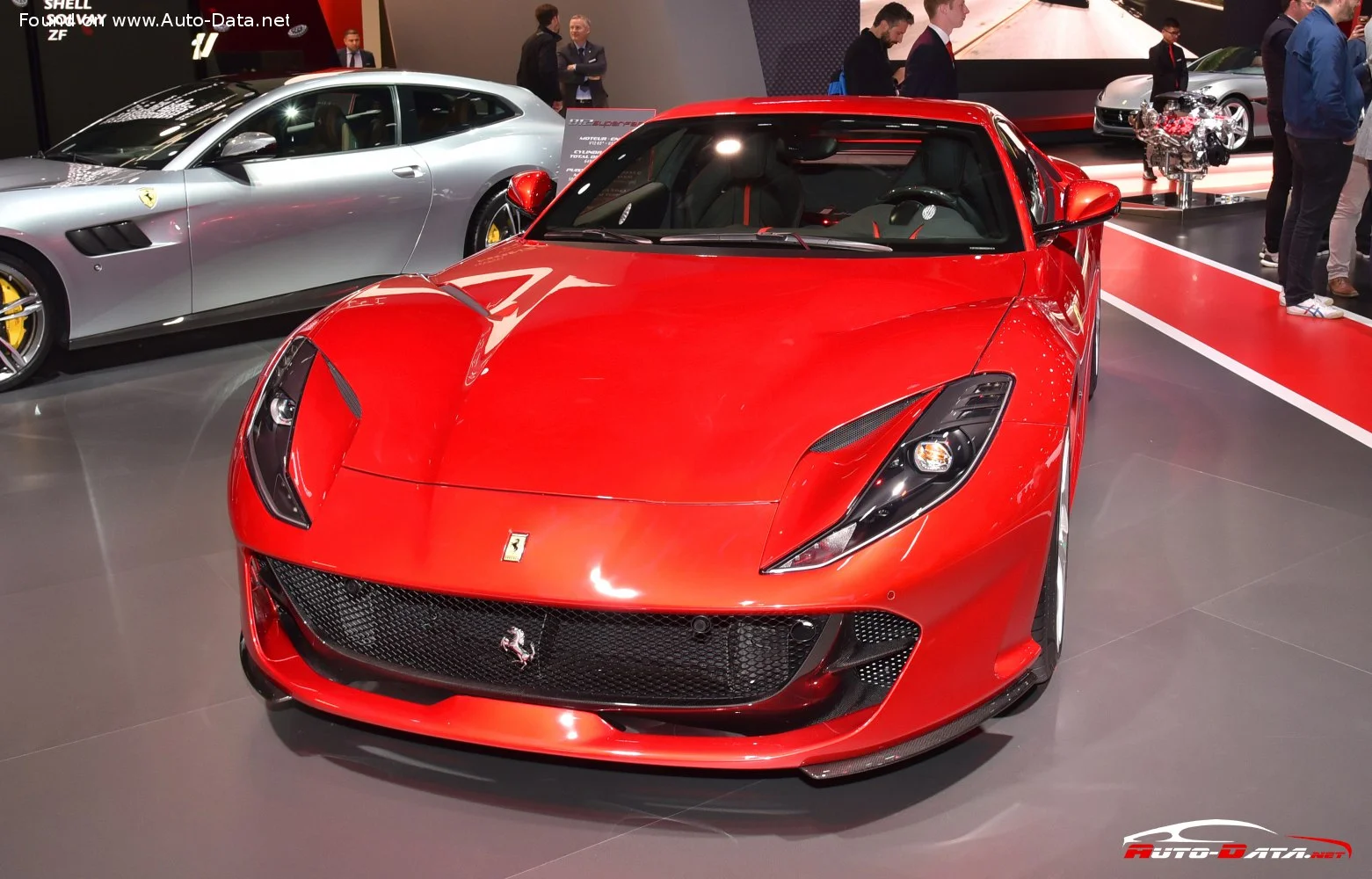 Ferrari 812 6.5 V12 (800 Hp) DCT2017 - thumbnail 5