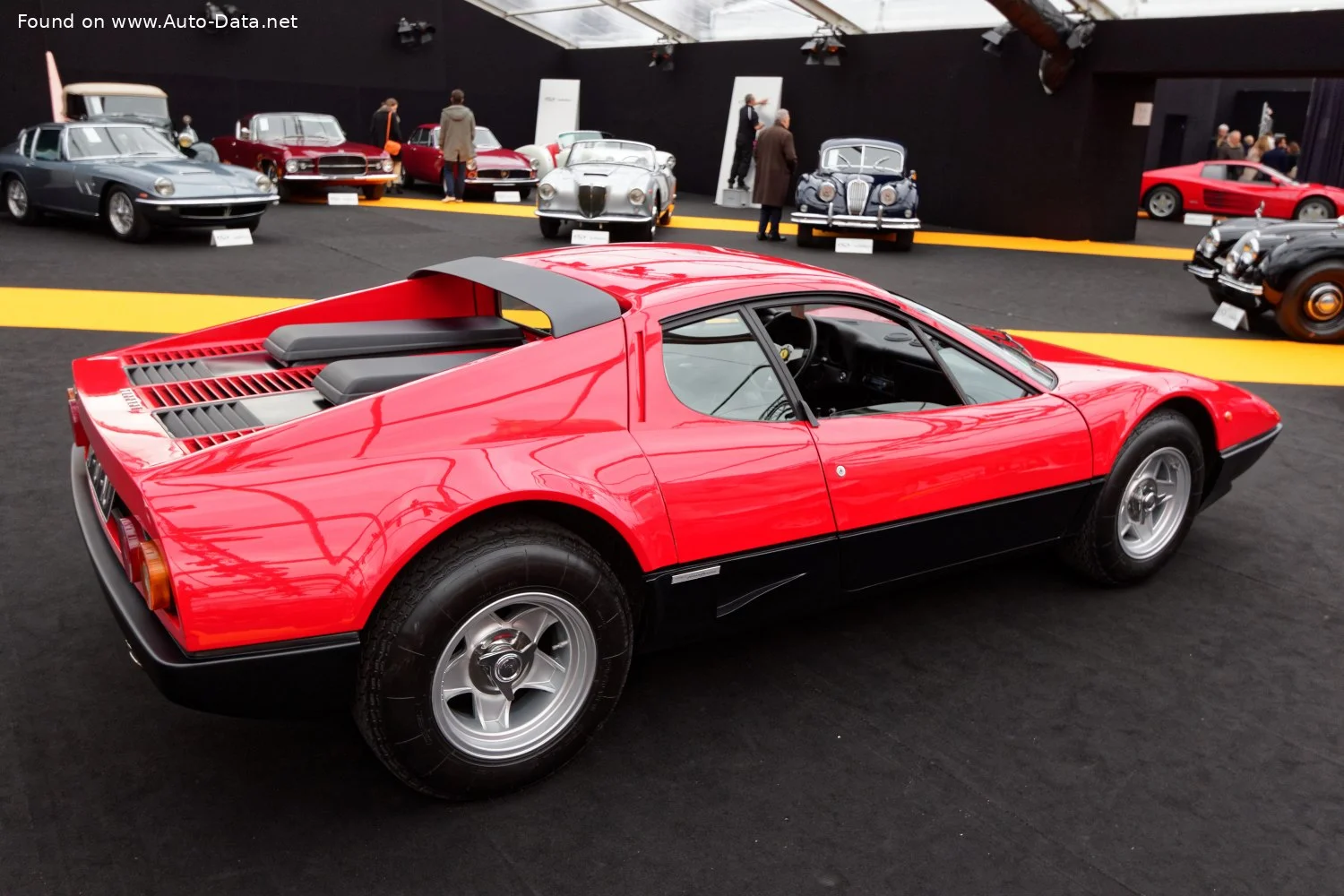 Ferrari Berlinetta Boxer 4.9 (322 Hp)1981 - 1984 thumbnail 4