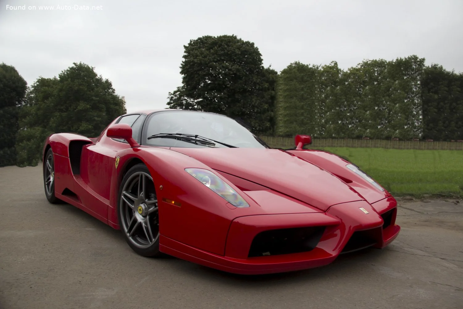 Ferrari Enzo 6.0 V12 (660 Hp)2001 - 2005 - 1