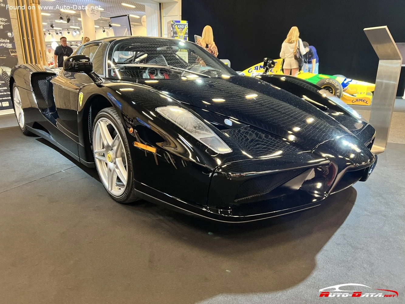 Ferrari Enzo 6.0 V12 (660 Hp)2001 - 2005 thumbnail 11