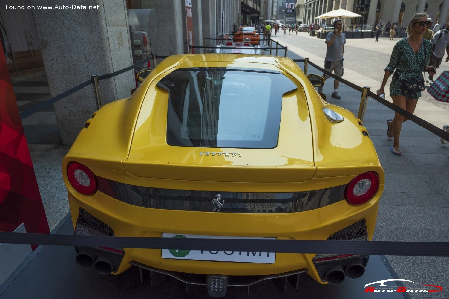 Ferrari F12 6.3 V12 (780 Hp) DCT2015 - 2017 thumbnail 6