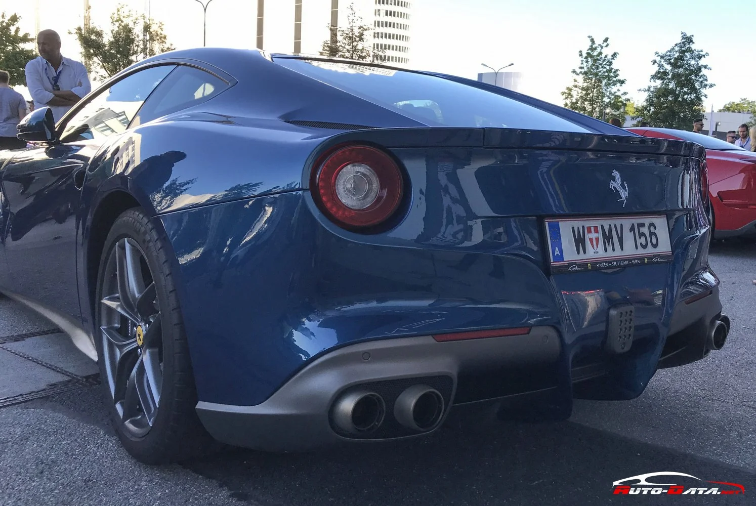 Ferrari F12 6.3 V12 (740 Hp)2012 - 2017 thumbnail 16