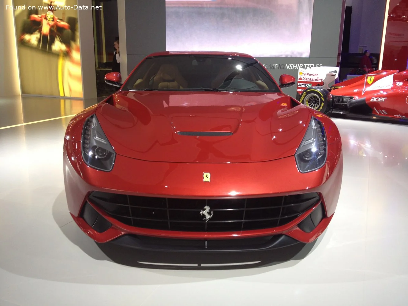 Ferrari F12 6.3 V12 (740 Hp)2012 - 2017 thumbnail 4