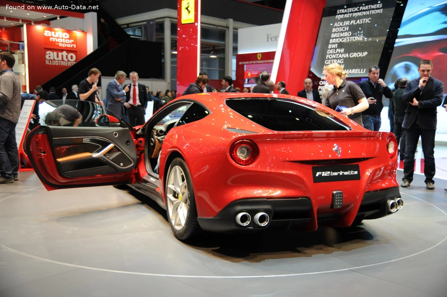 Ferrari F12 6.3 V12 (740 Hp)2012 - 2017 thumbnail 8
