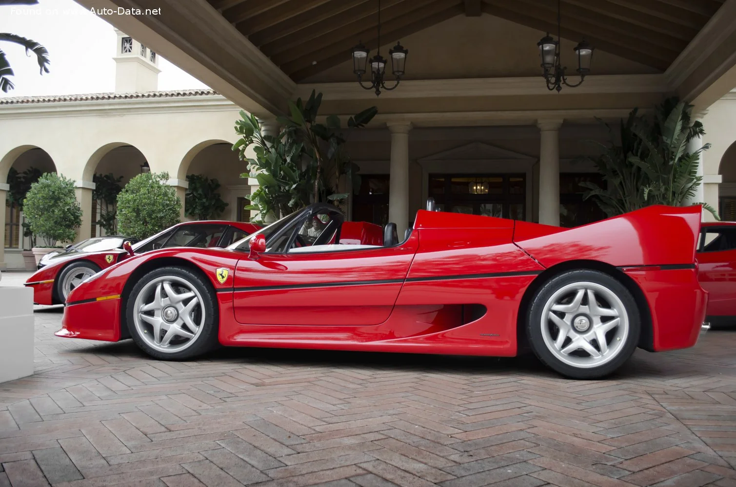Ferrari F50 4.7 V12 (520 Hp)1995 - 1997 - 1