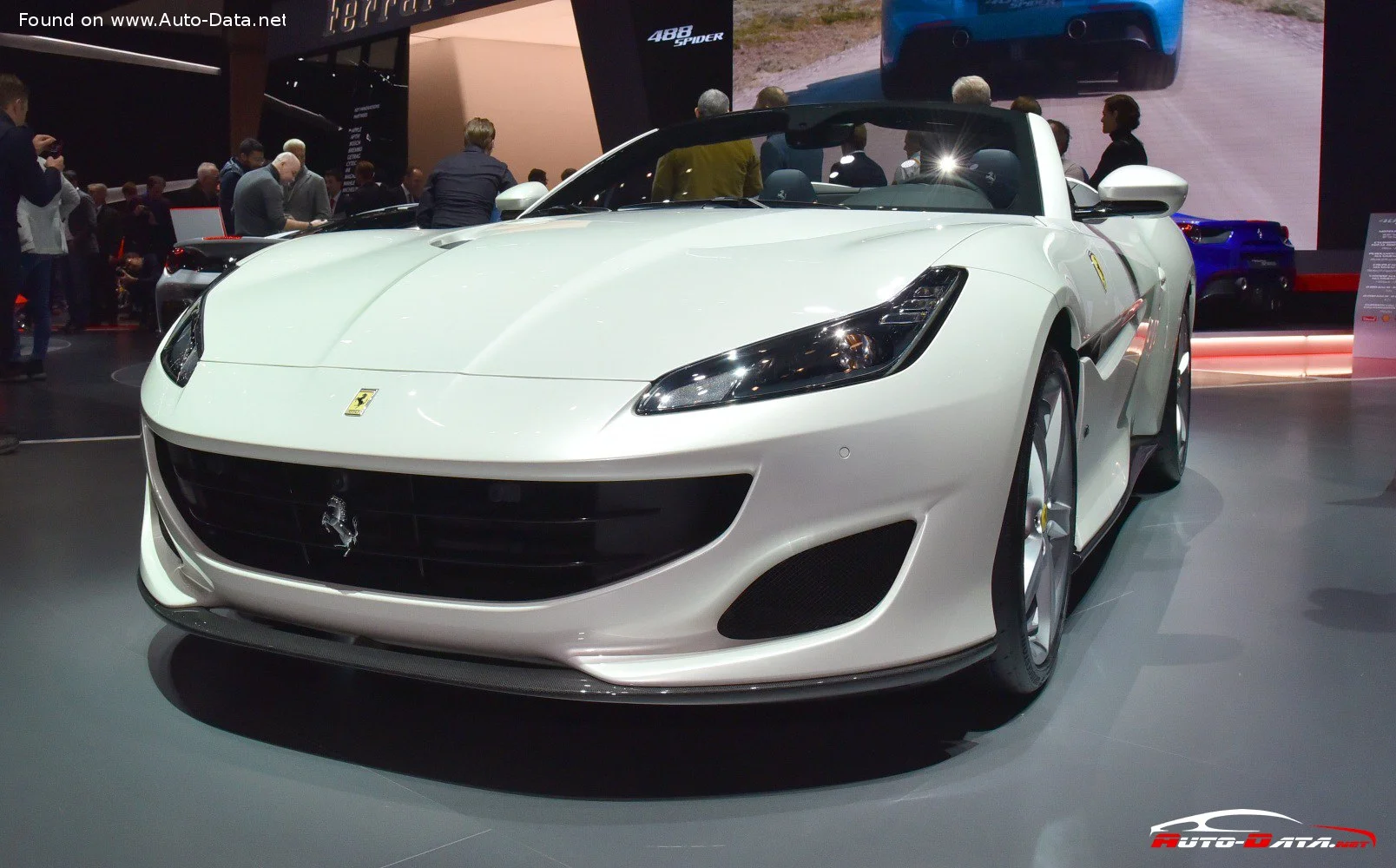 Ferrari Portofino 3.9 V8 (600 Hp) DCT2017 - 2020 thumbnail 15