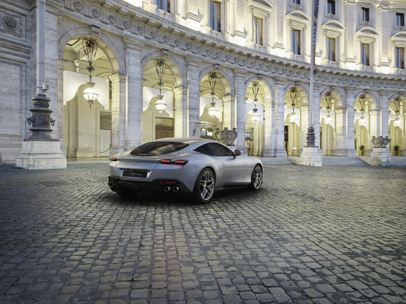 Ferrari Roma 3.9 V8 (620 Hp) DCT2020 - thumbnail 3