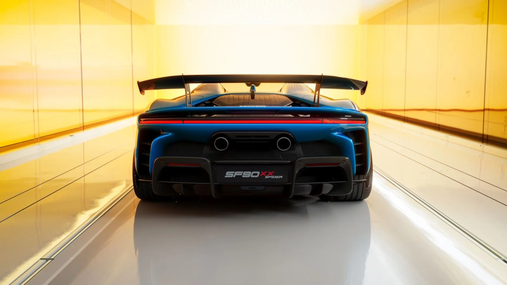 Ferrari SF90 4.0 V8 (1030 Hp) Plug-in Hybrid E4WD F1 DCT2023 - thumbnail 5