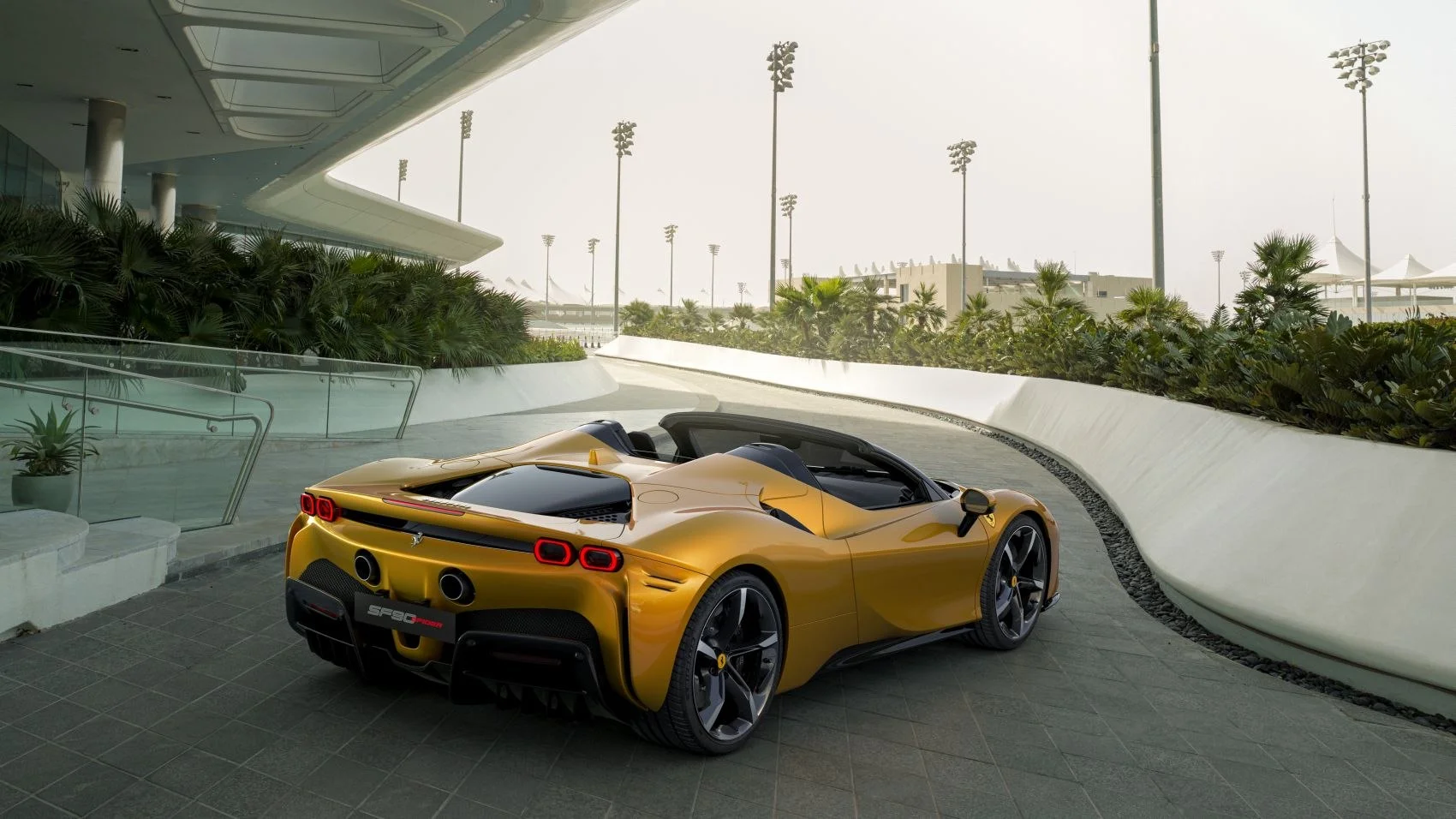Ferrari SF90 4.0 V8 (1000 Hp) Plug-in Hybrid AWD F12020 - thumbnail 4
