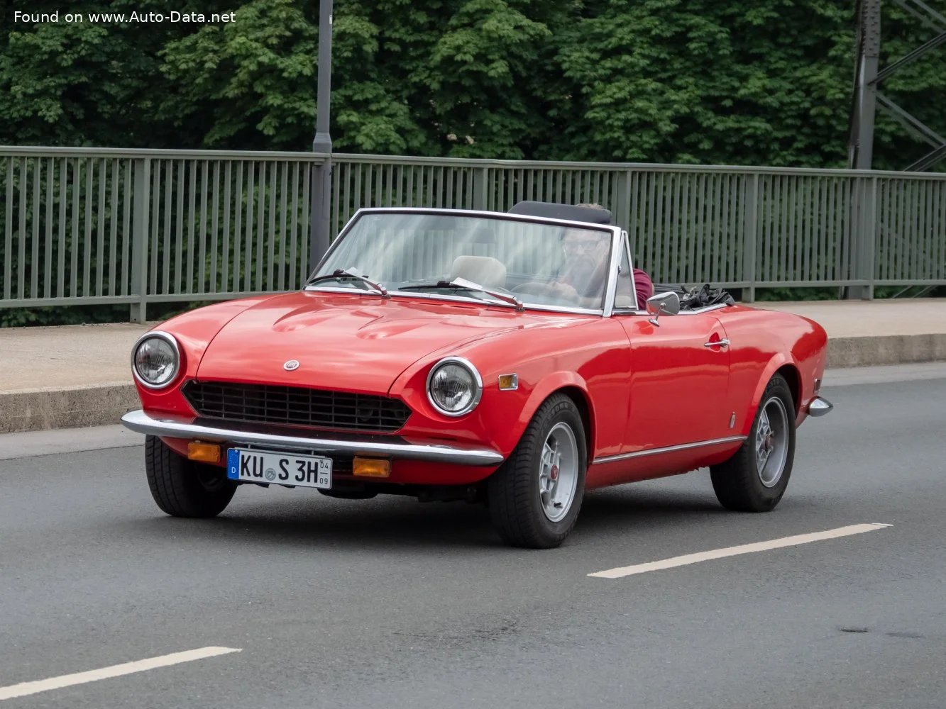 Fiat 124 1400 Sport (90 Hp)1966 - 1969 thumbnail 2