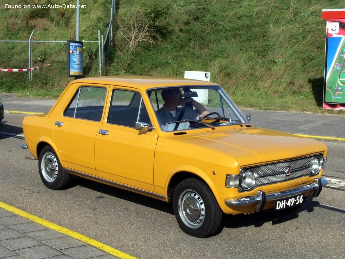 Fiat 128 1.1 (45 Hp)1975 - 1981 thumbnail 3