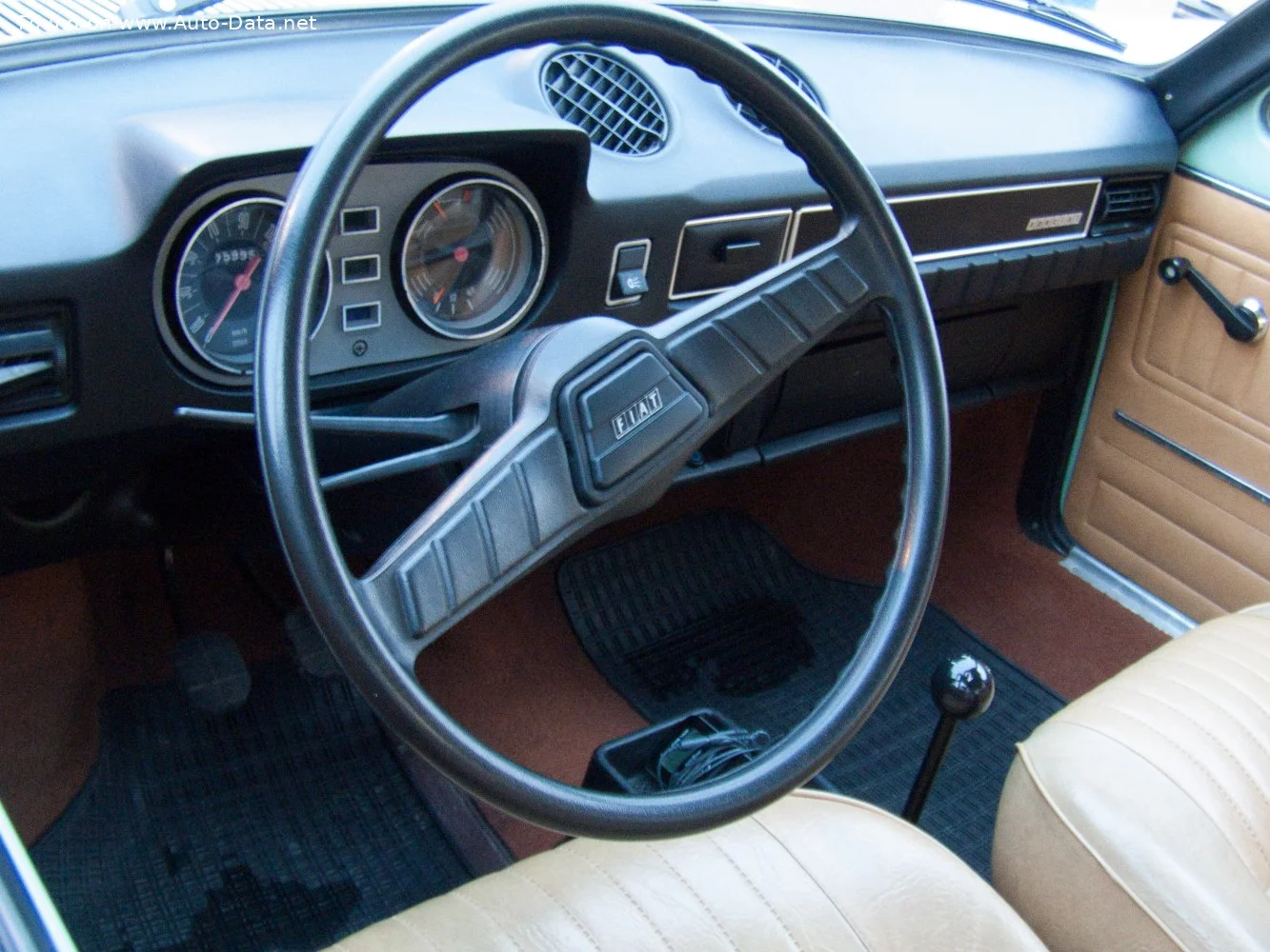 Fiat 128 1.1 (45 Hp)1975 - 1981 thumbnail 6