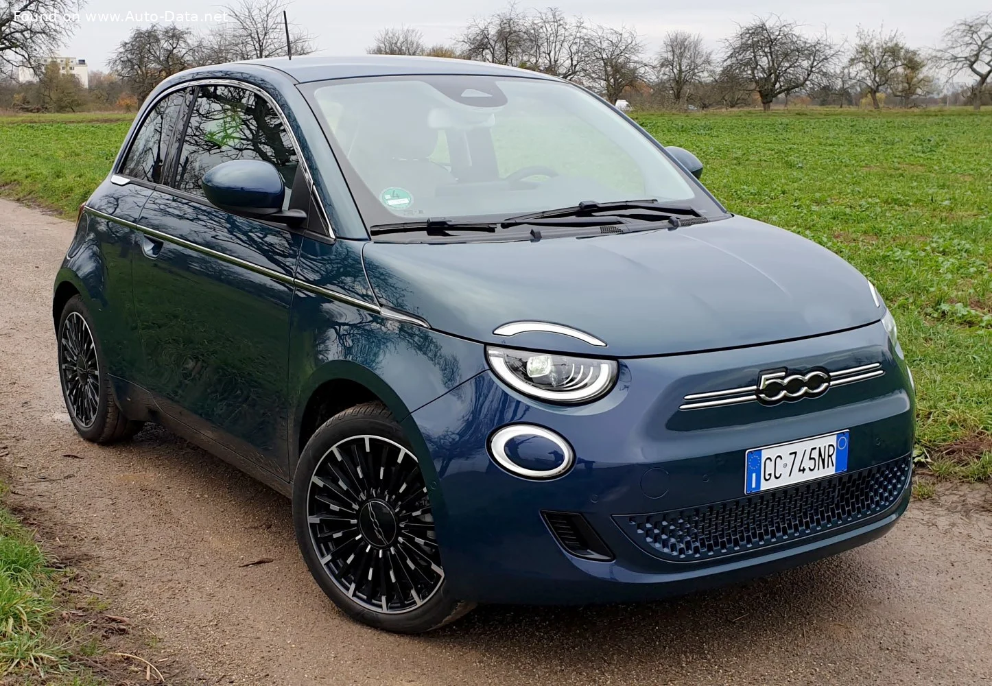 Fiat 500 23.8 kWh (95 Hp)2020 - - 1