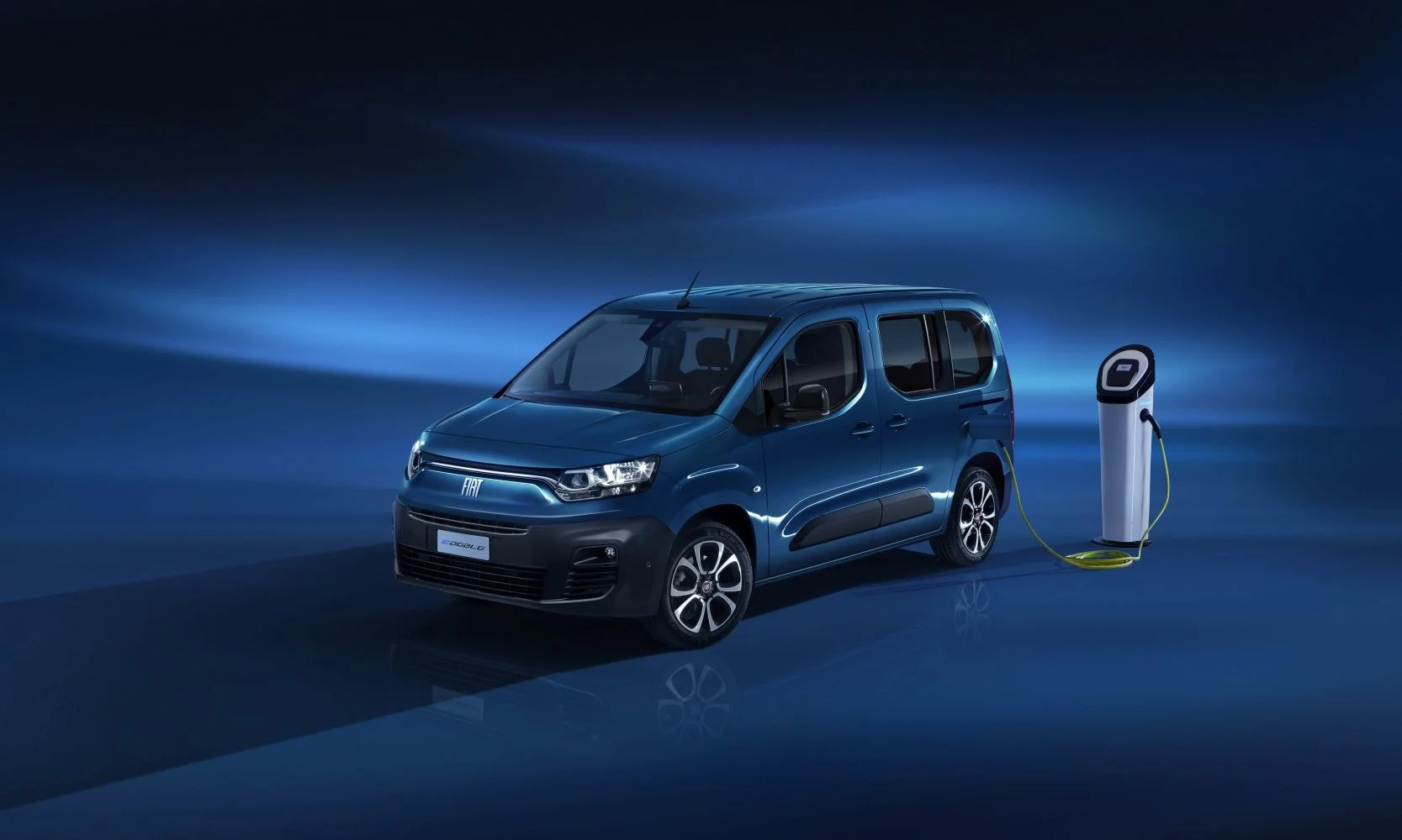 Fiat Doblo E-Doblo 50 kWh (136 Hp)2022 - - 1