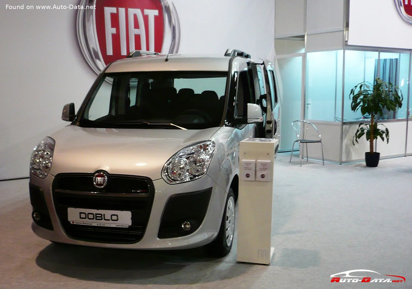 Fiat Doblo 1.4 (95 Hp)2009 - 2015 thumbnail 2