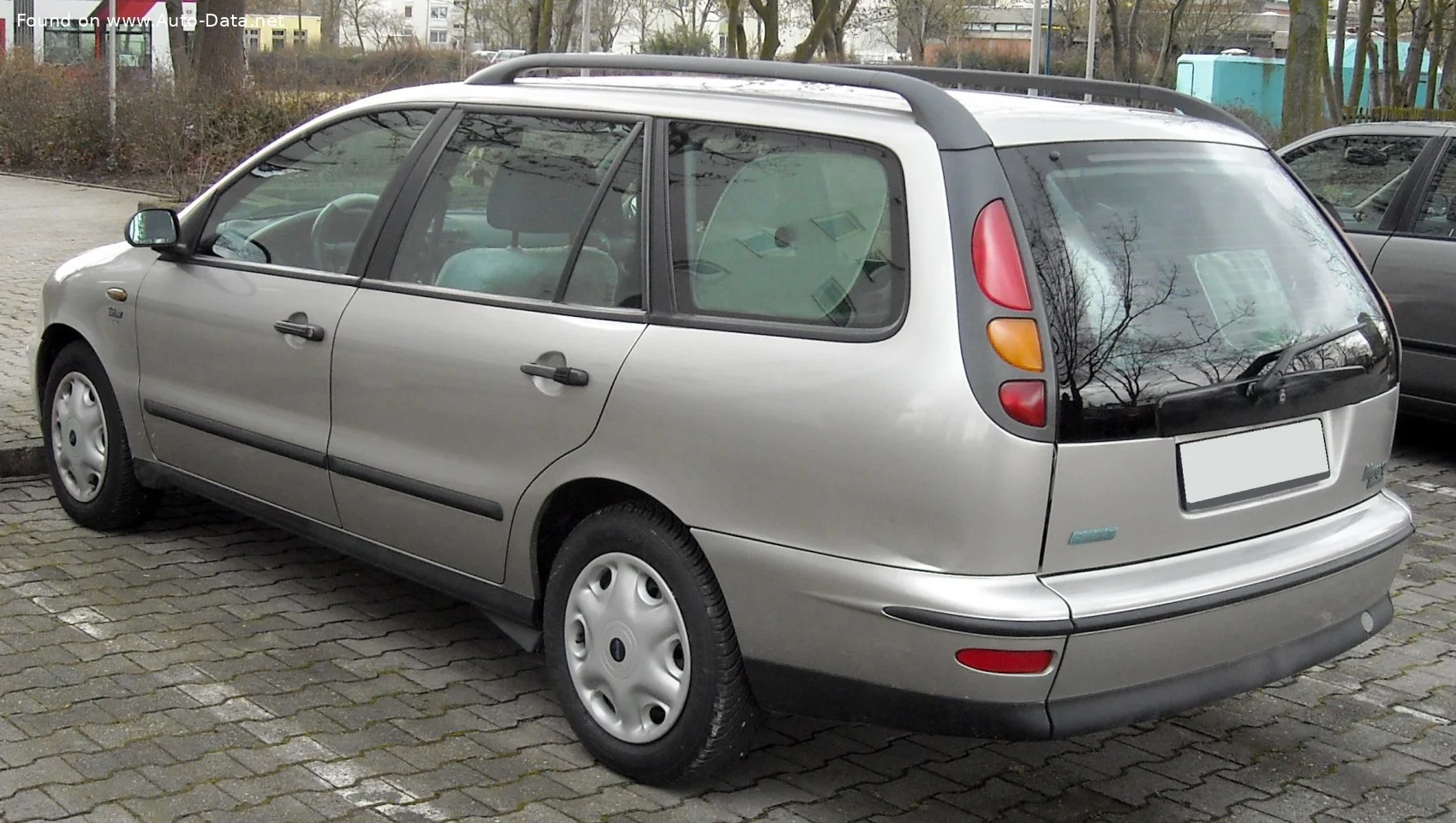 Fiat Marea 1.4 80 12V (80 Hp)1996 - 1999 thumbnail 2