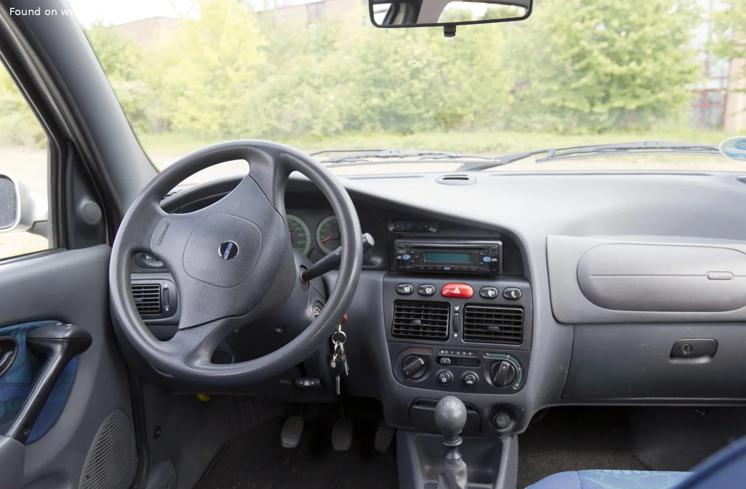 Fiat Palio 1.2 16V (80 Hp)2002 - 2003 thumbnail 3