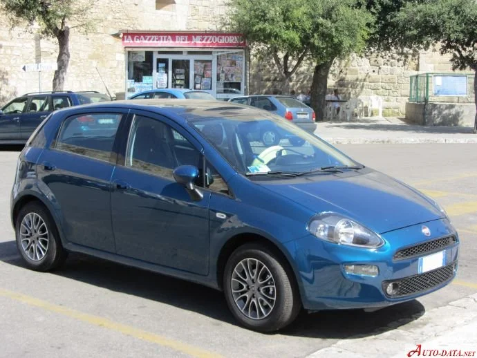 Fiat Punto 0.9 TwinAir (105 Hp)2014 - 2018 thumbnail 4