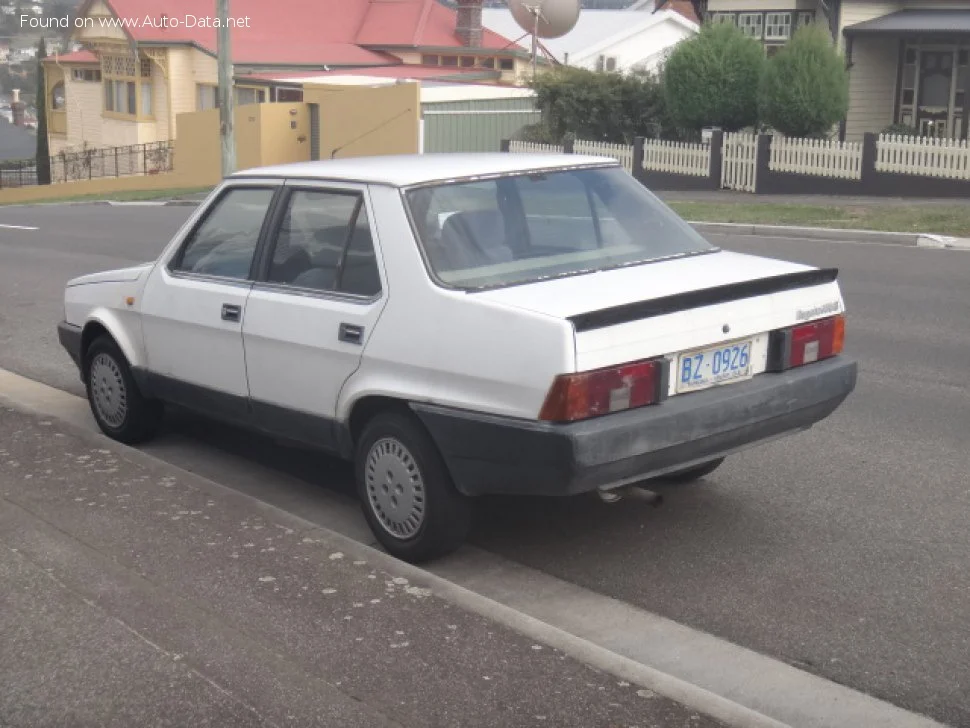 Fiat Regata 100 1.6 (101 Hp)1985 - 1990 thumbnail 3