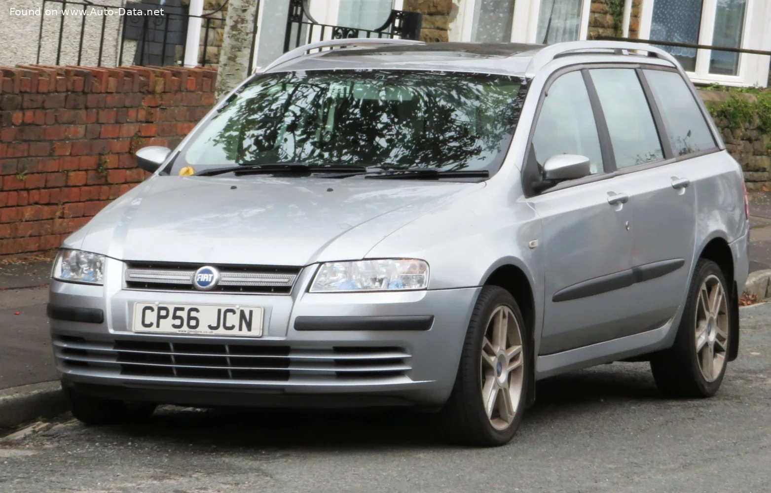 Fiat Stilo 1.4 16V (90 Hp)2006 - 2008 thumbnail 2