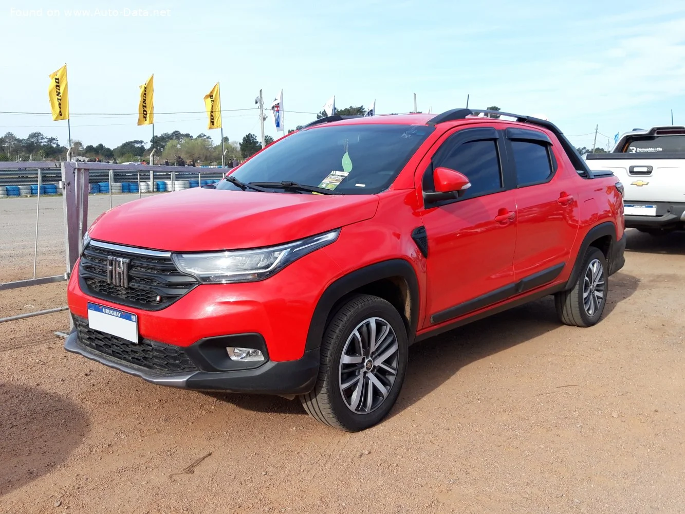 Fiat Strada 1.3 Flex (101/109 Hp)2020 - - 1