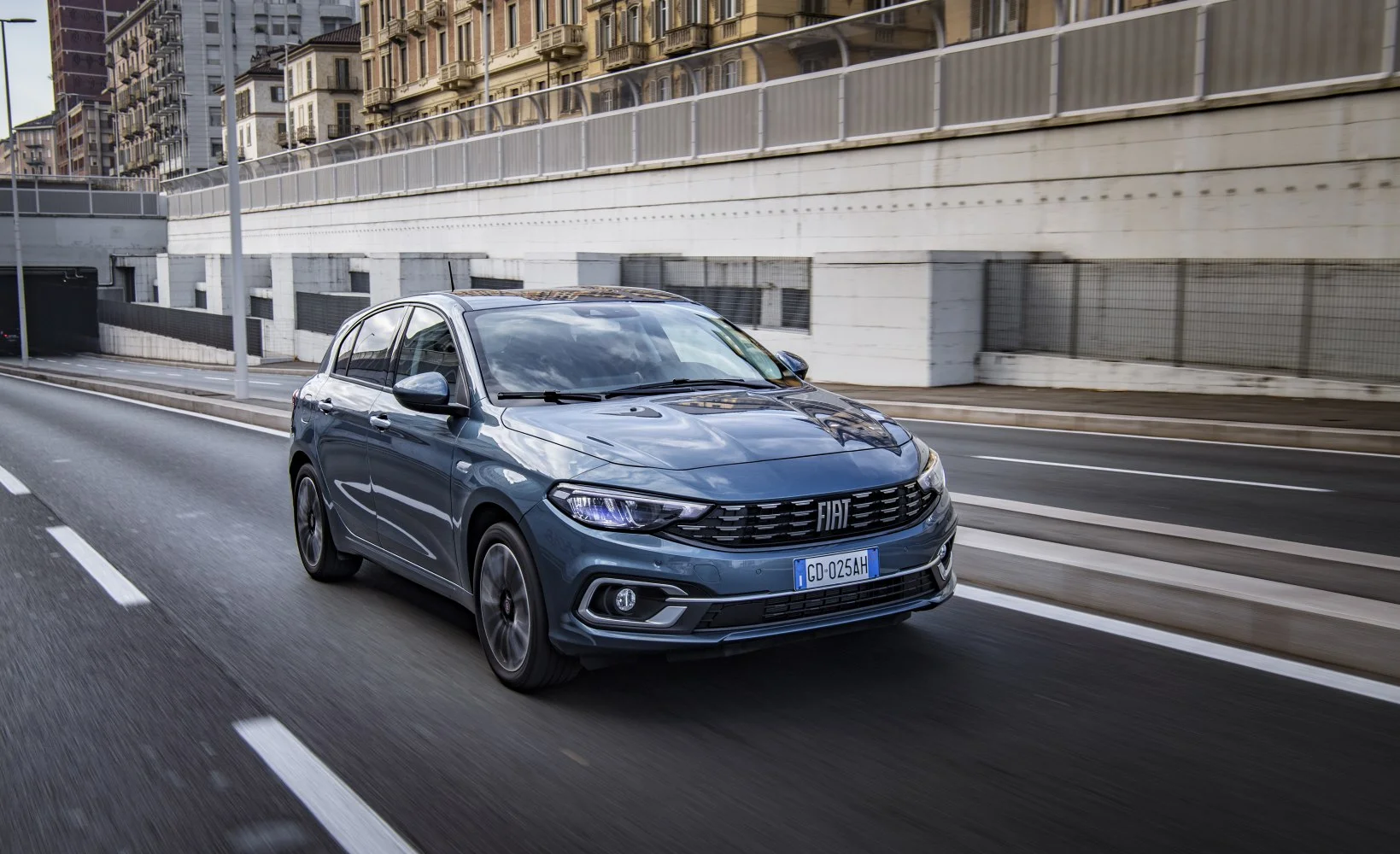 Fiat Tipo 1.0 (100 Hp)2020 - thumbnail 3