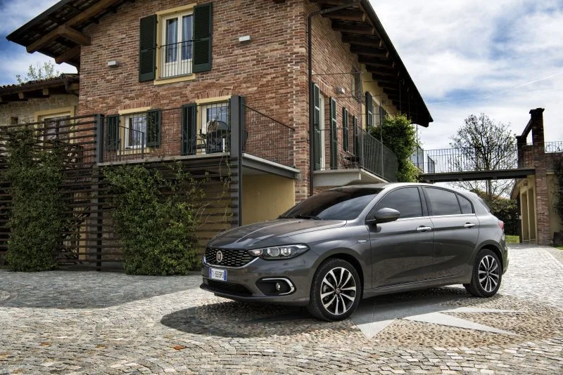 Fiat Tipo 1.3 (95 Hp)2016 - 2018 thumbnail 12