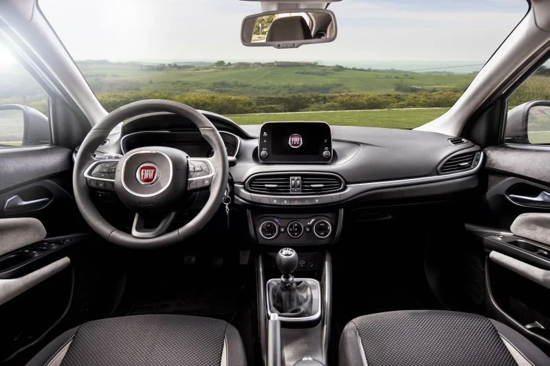 Fiat Tipo 1.3 (95 Hp)2016 - 2018 thumbnail 14